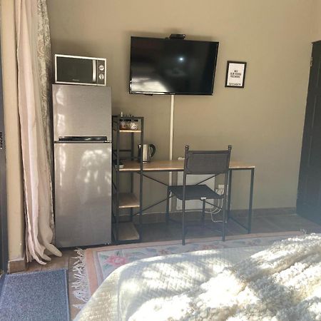 Aloe Guesthouse Klerksdorp Εξωτερικό φωτογραφία
