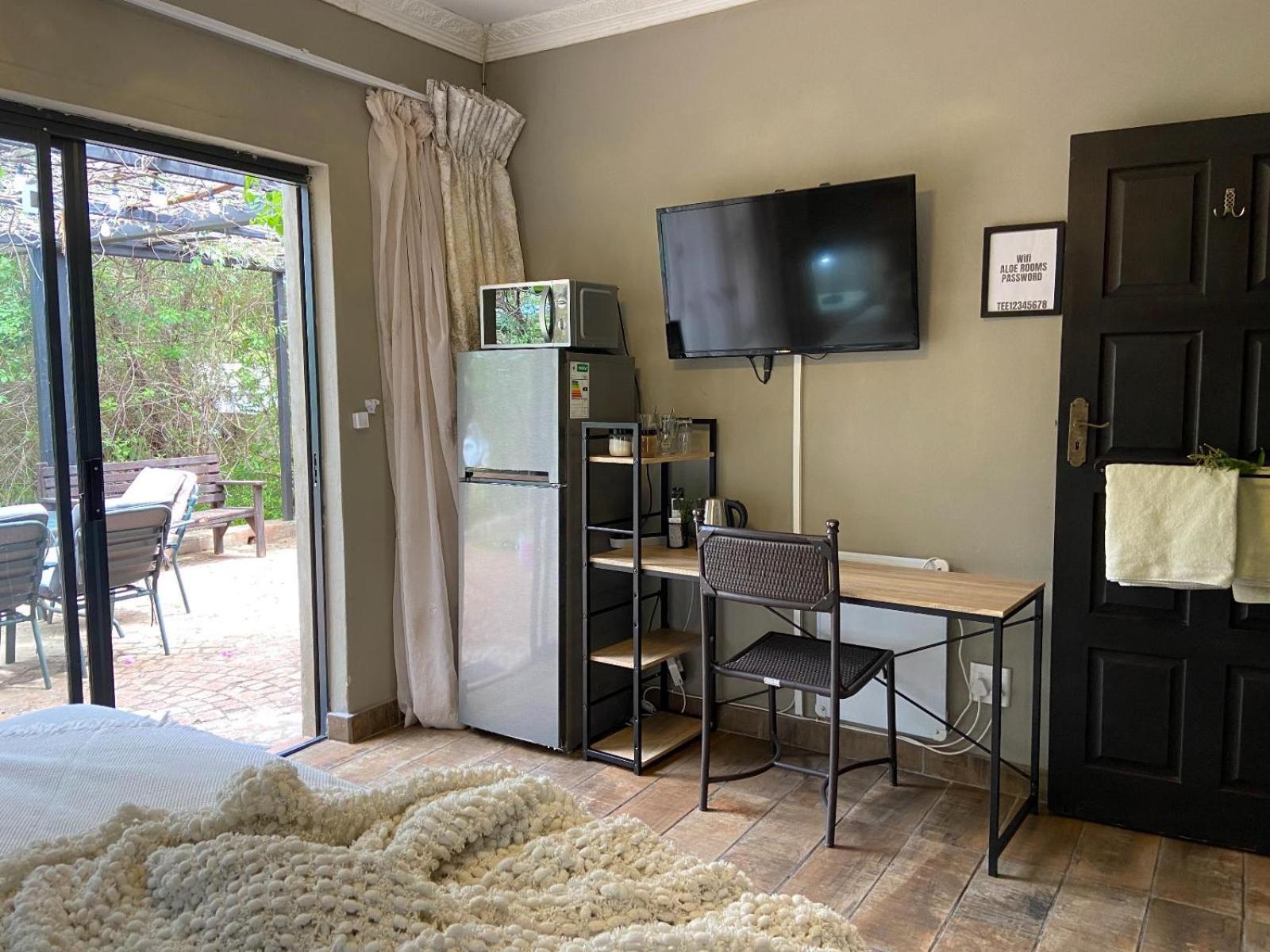 Aloe Guesthouse Klerksdorp Δωμάτιο φωτογραφία