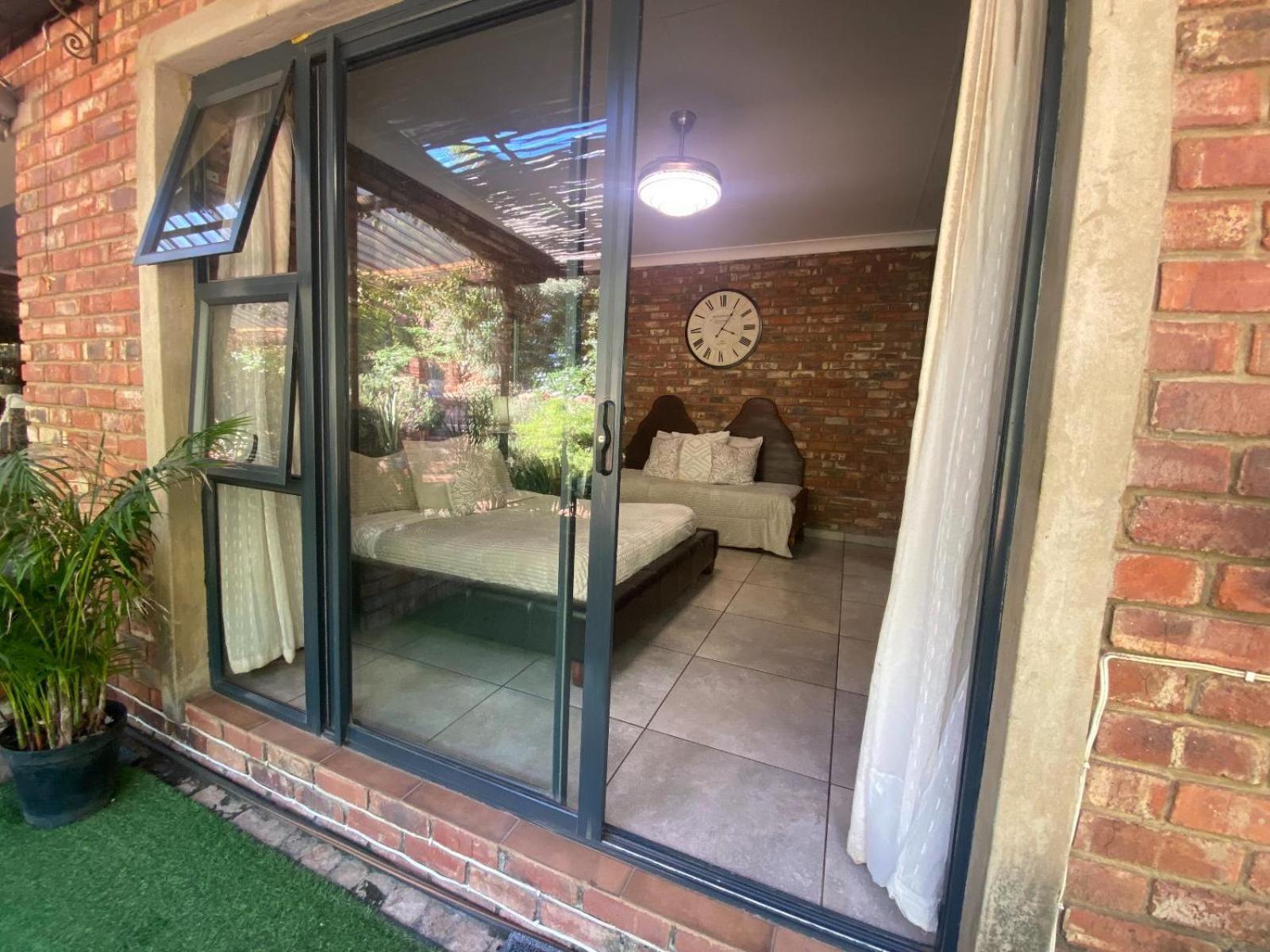 Aloe Guesthouse Klerksdorp Δωμάτιο φωτογραφία