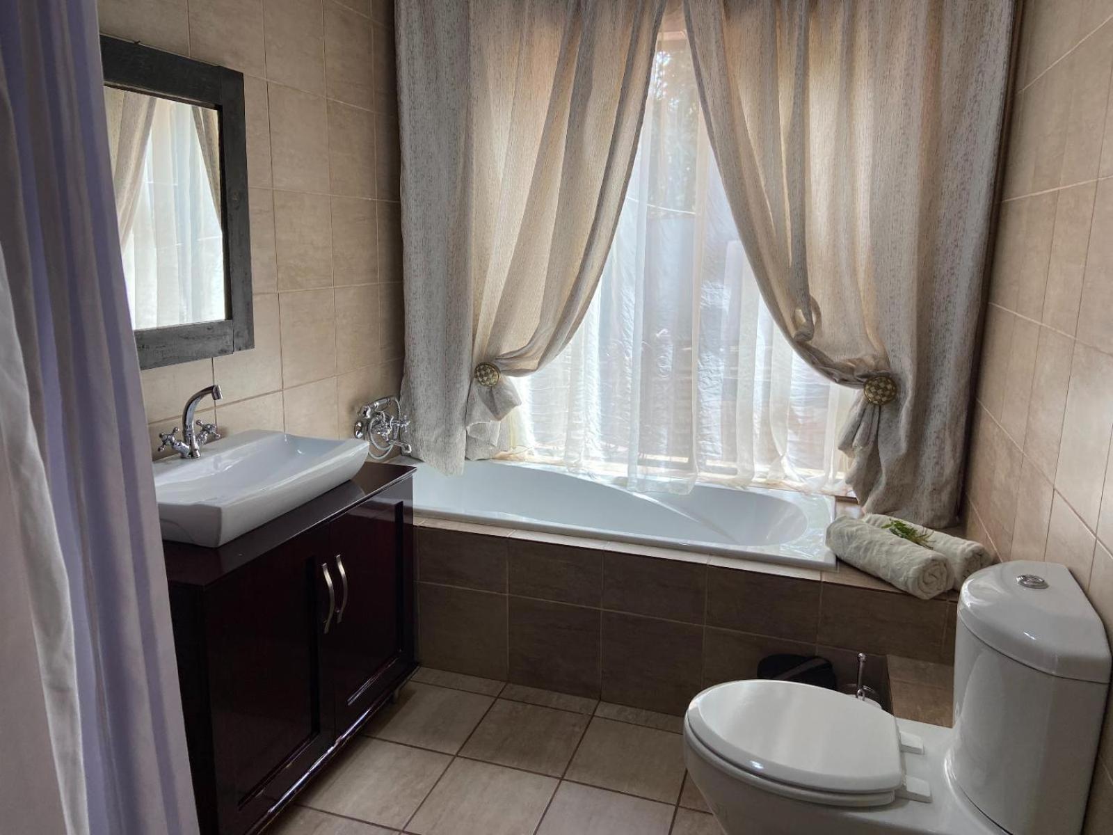 Aloe Guesthouse Klerksdorp Δωμάτιο φωτογραφία